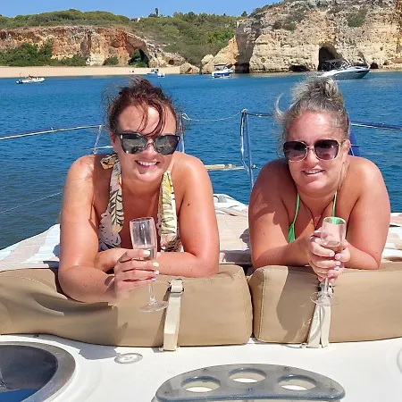 Pocahontas Luxury Motor Yacht In Lagos, Portugal Hotel na wodzie *